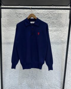 Ami long sleeve sweater - Image 6