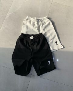 Ami Paris de coeur patch logo short