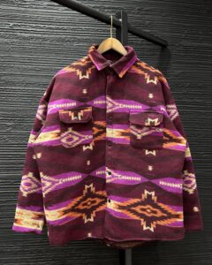 Keekz Off-White Graphic T-Shirt - Image 2