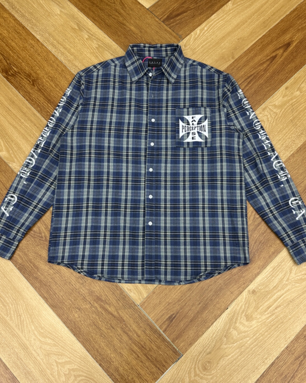 lc-a248ffe25c261a35ee7ab66848b71ba2.jpg False p long sleeve shirt - Image 1