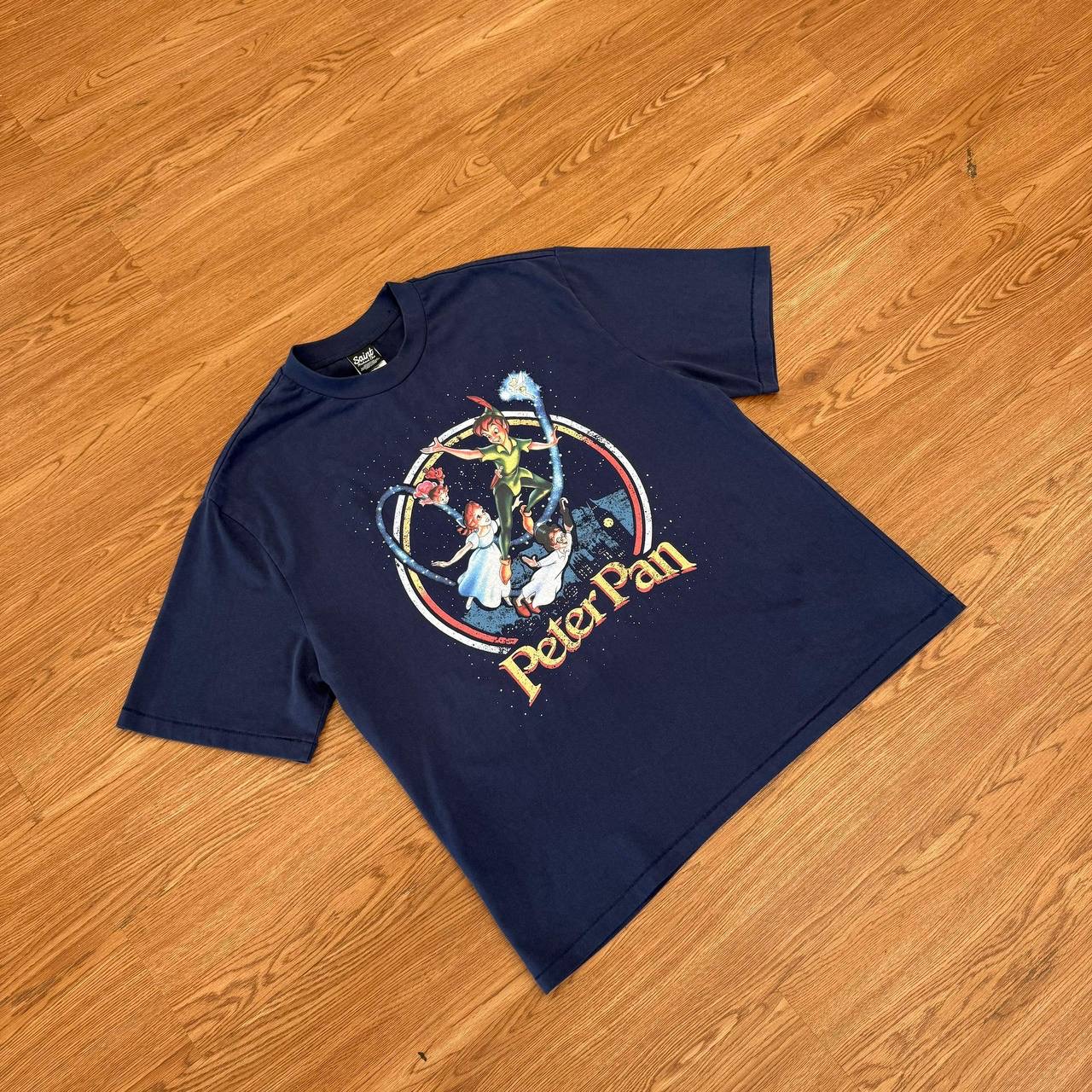 lc-bad908a4ea8b39810823ee08d7df2fe6.jpeg Peter Pan saint short sleeve t-shirt - Image 1