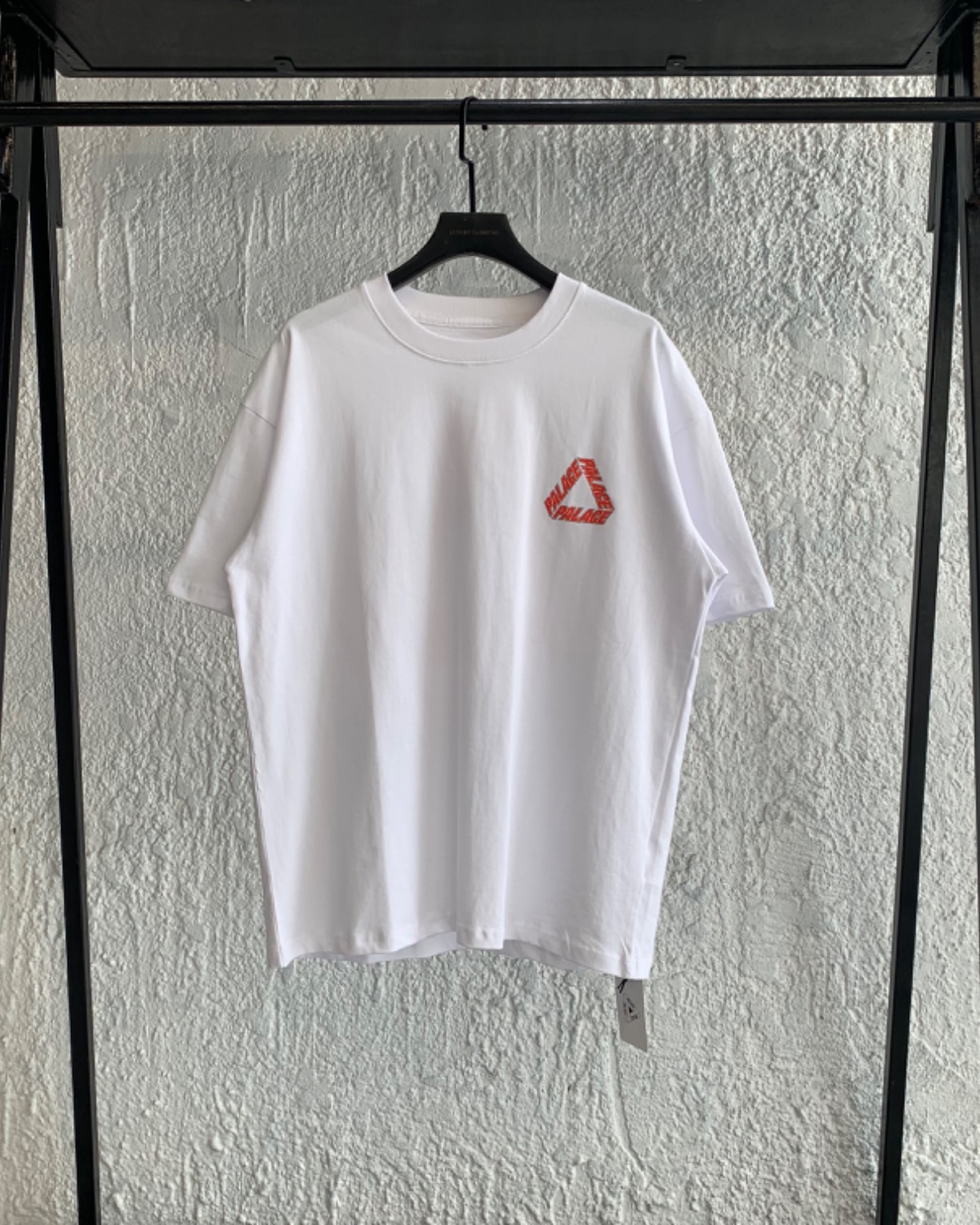 lc-bc76d78d04d76013f46aebb124f488f2.jpg Palace tri short sleeve t-shirt - Image 1