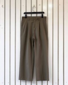 High quality plain pleated pants
